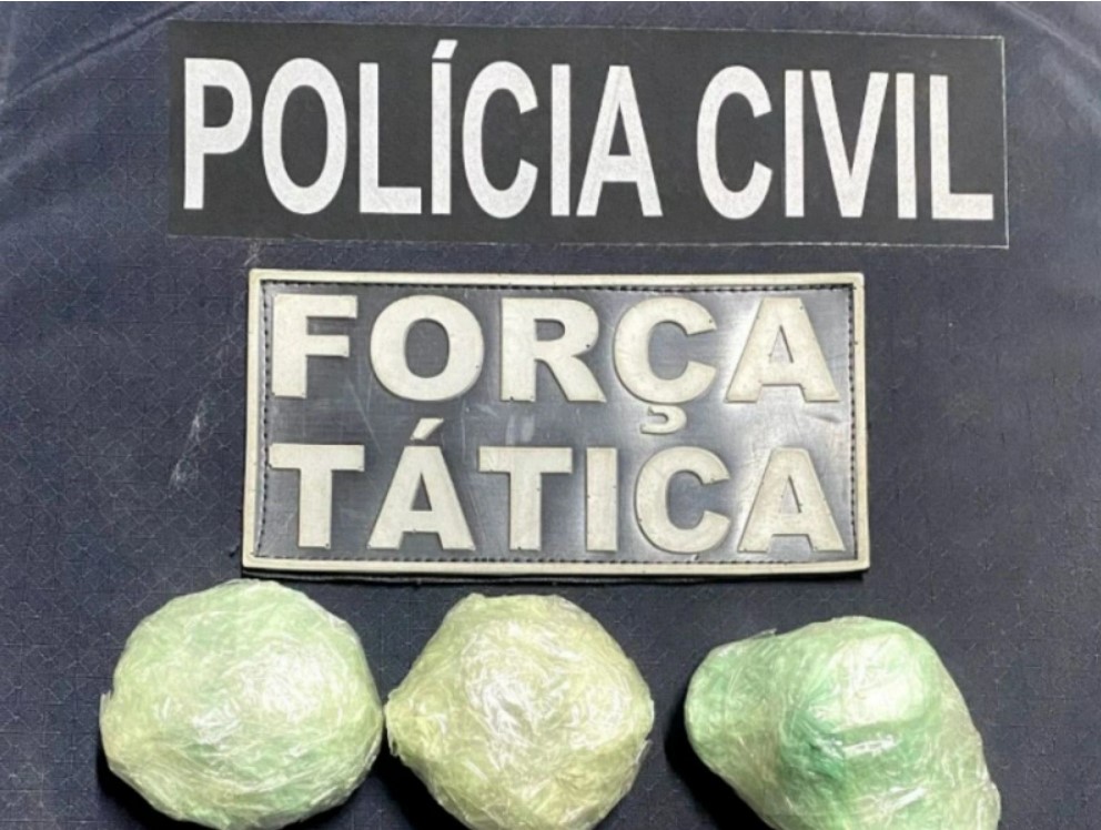 Homem é detido com drogas no valor de R$ 26 mil em Elesbão Veloso