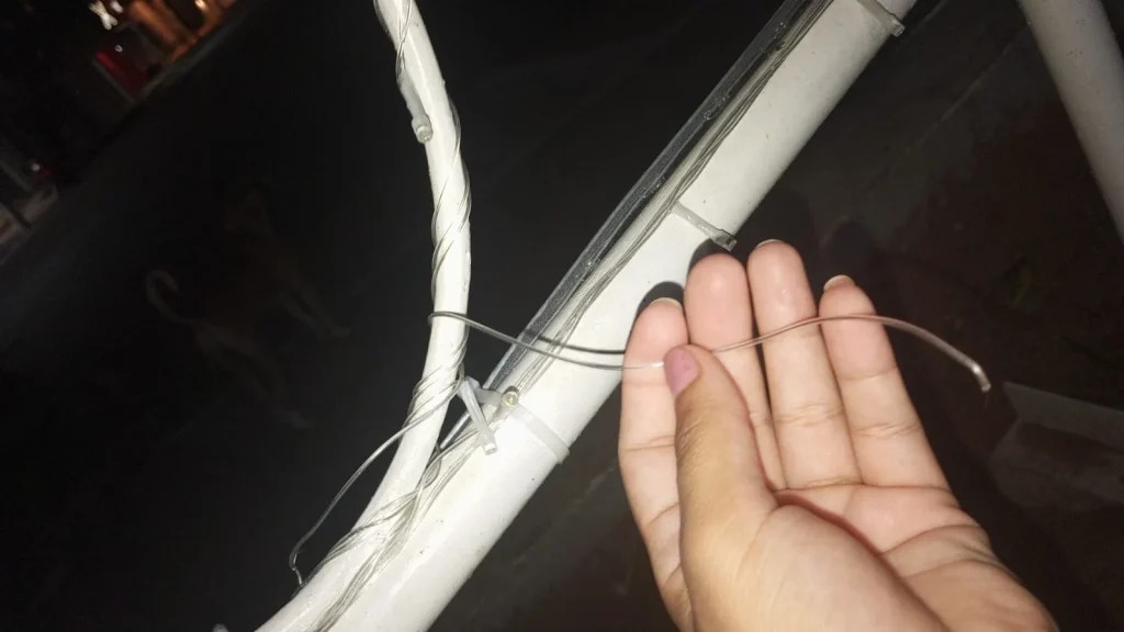 Vândalos destroem decoração natalina pela segunda vez em Dom Expedito Lopes e prefeitura aciona polícia