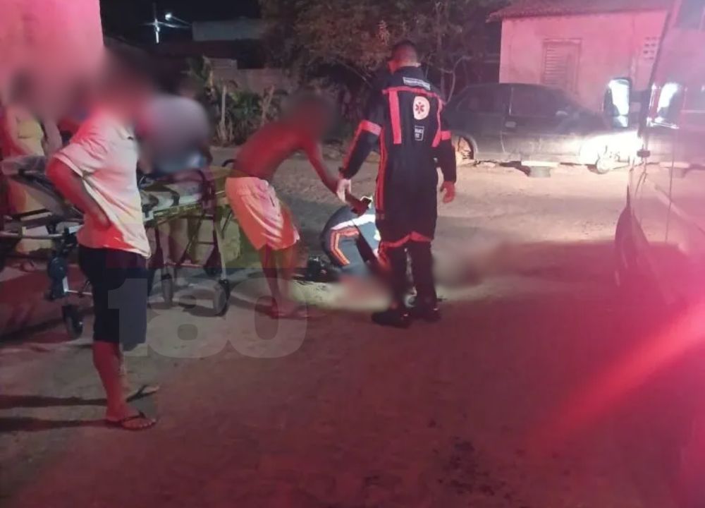 Homem é morto a facadas após desentendimento em frente à casa da ex-companheira em Inhuma