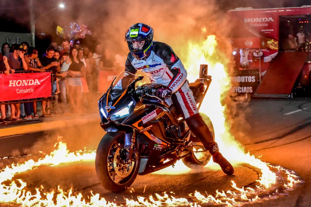 Apresentação de acrobacias em motos é atração neste fim de semana em Valença (PI) 