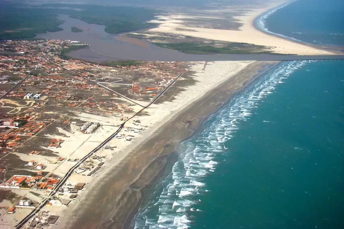 Dois corpos são encontrados na praia de Peito de Moça no litoral do Piauí