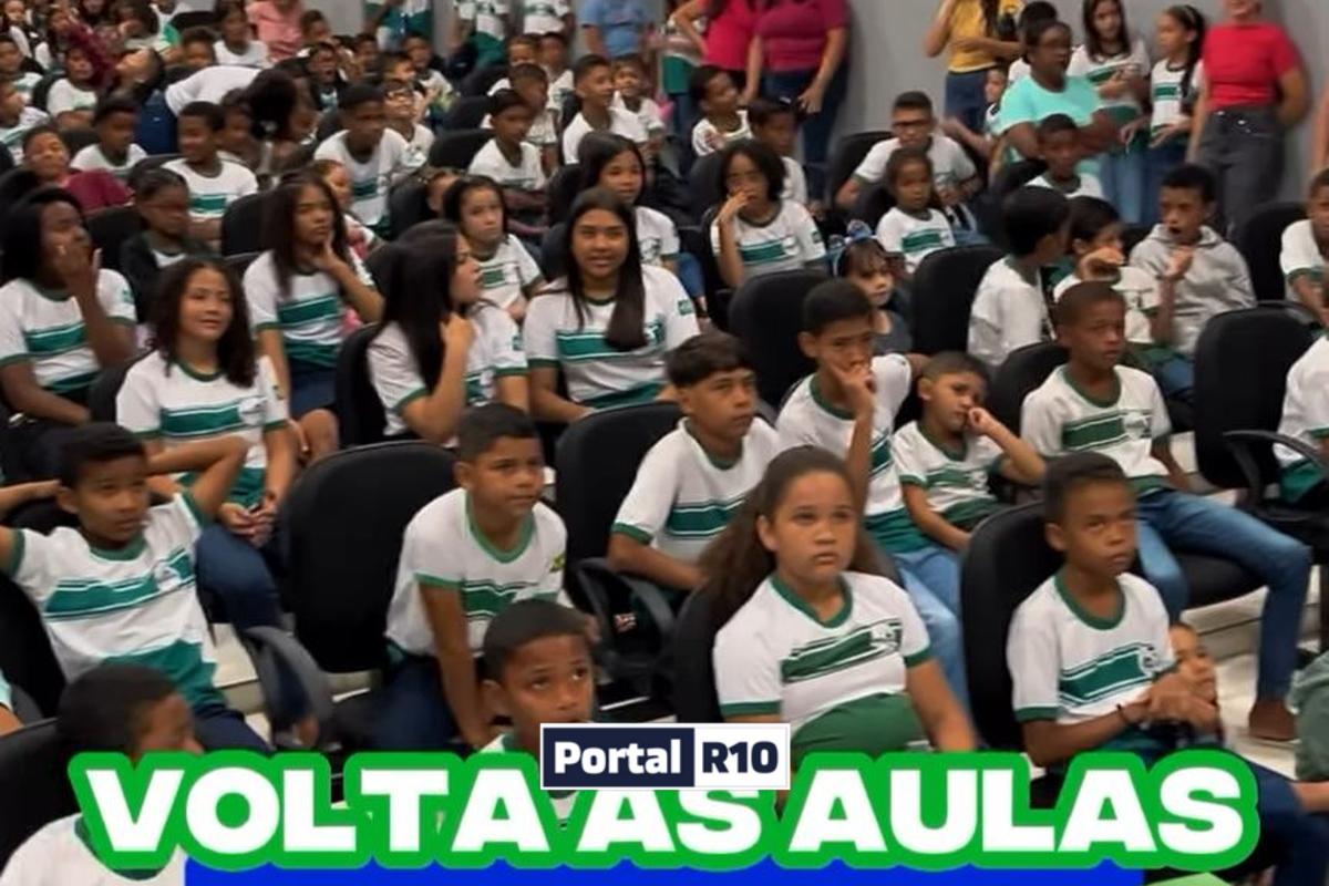 Santa Cruz dos Milagres inicia ano letivo com acolhida especial aos estudantes da rede municipal