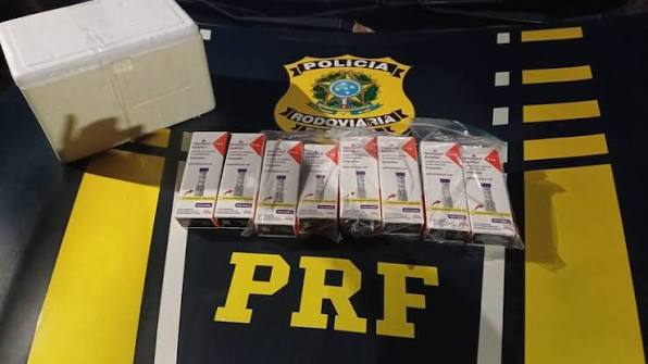 PRF apreende 256 ampolas de 'canetinhas emagrecedoras' transportadas ilegalmente em &ocirc;nibus no PI