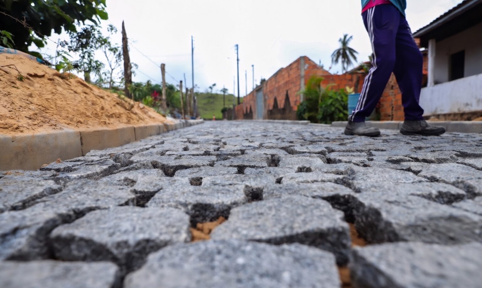 Idepi inicia cal&ccedil;amento de vias p&uacute;blicas e amplia infraestrutura urbana em Picos
