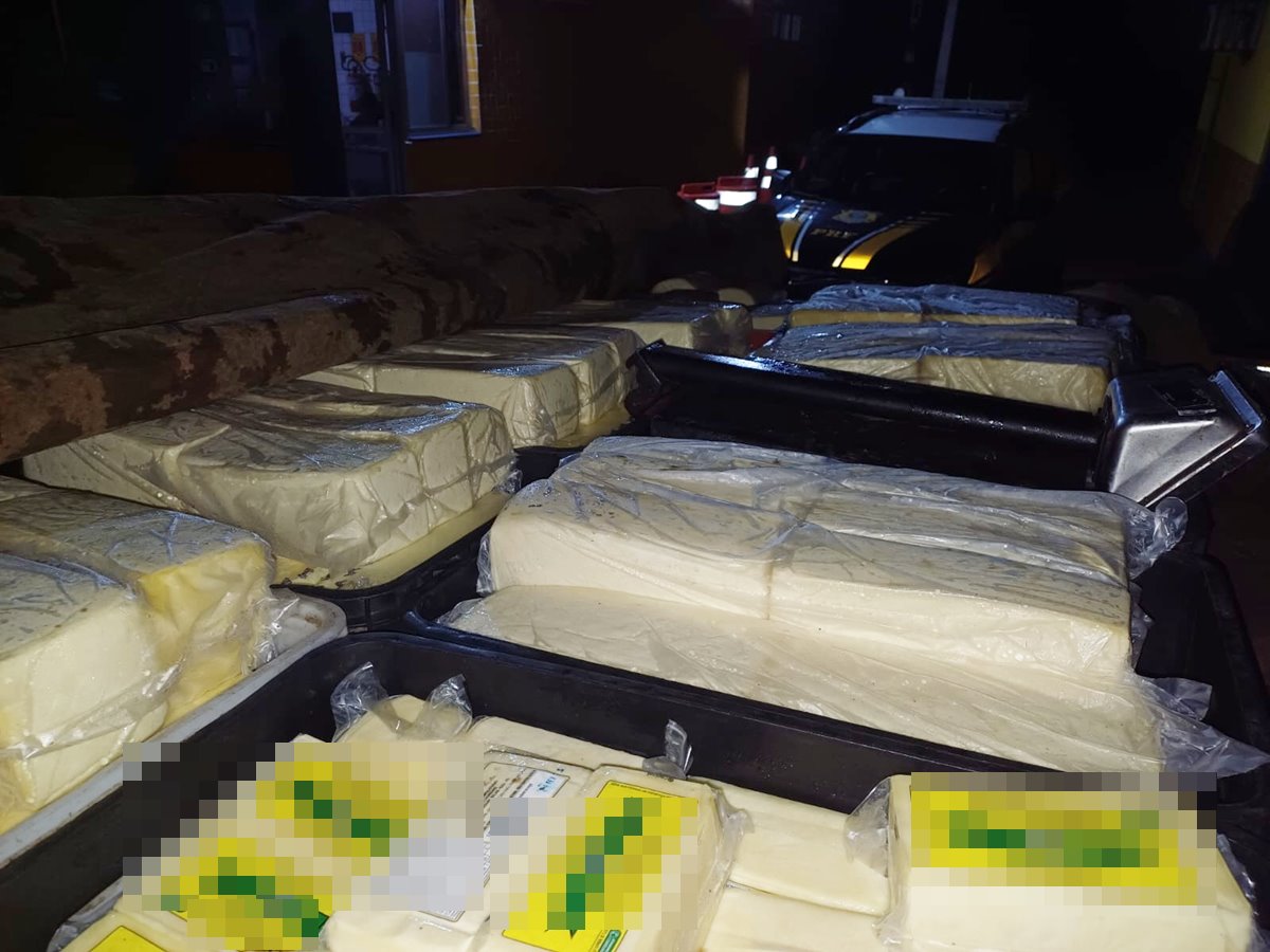 Carga com mais de 3 toneladas de queijo coalho impr&oacute;prio para consumo vindo de PE &eacute; apreendida no PI