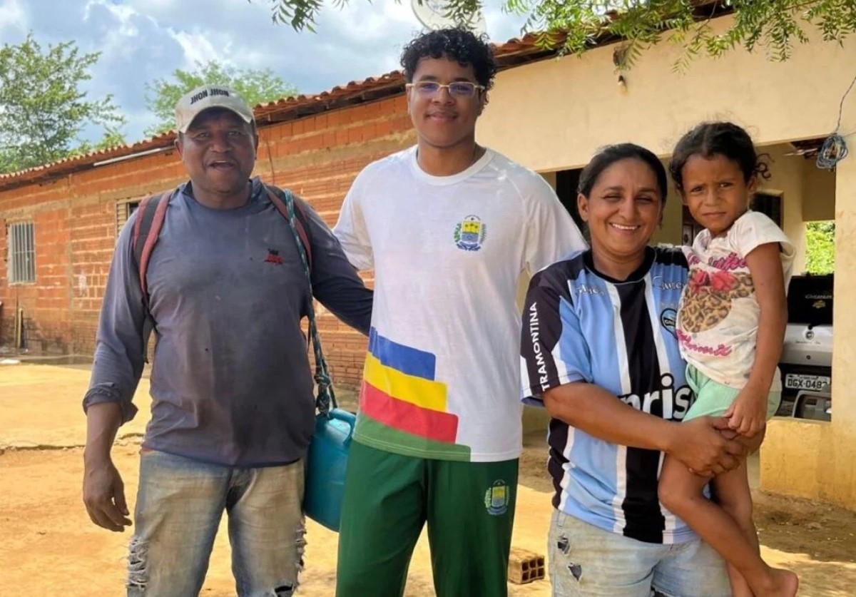 Estudante da zona rural de Francinópolis é aprovado em Medicina