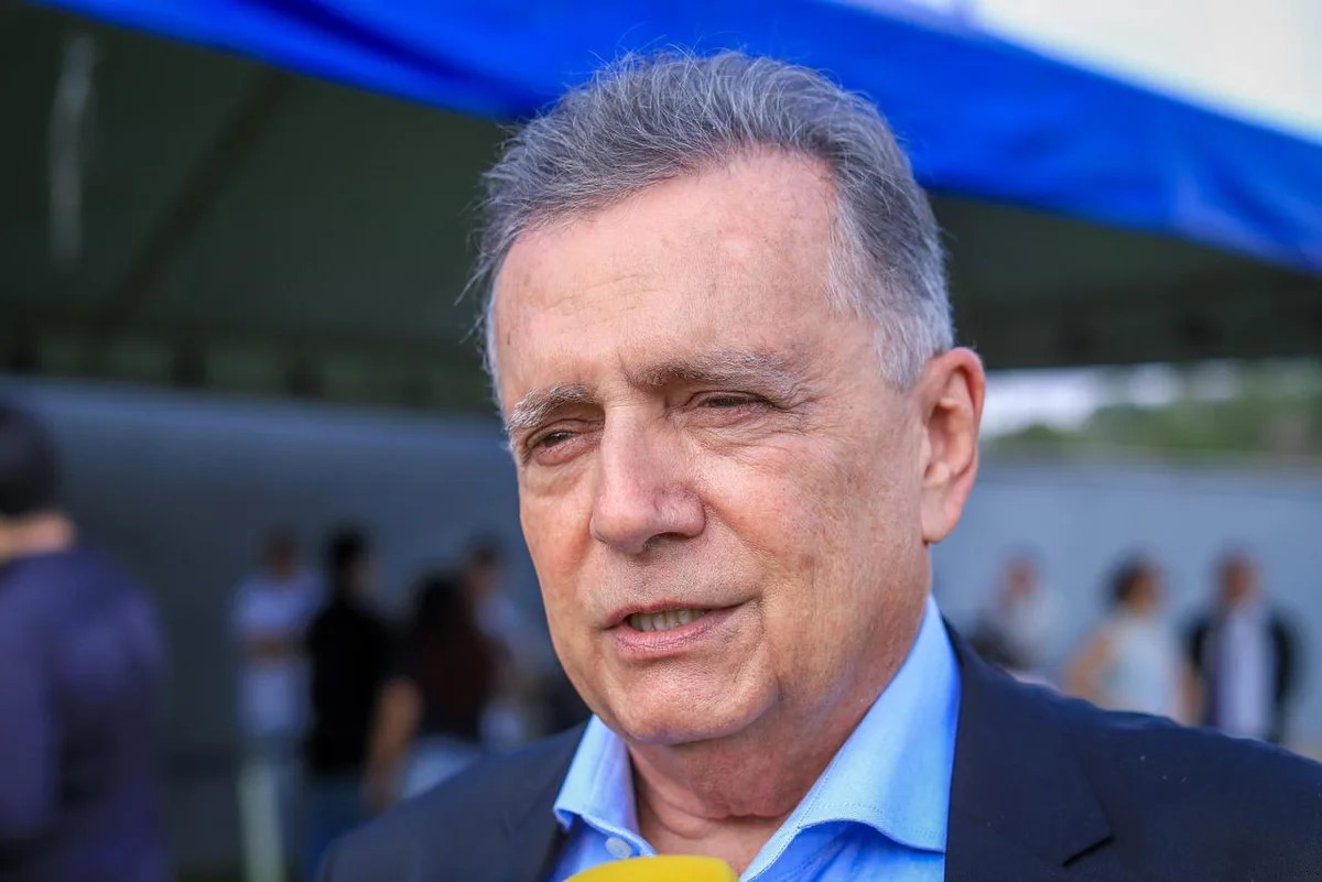 Deputado federal Fl&aacute;vio Nogueira cumpre maratona de reuni&otilde;es por seis cidades no fim de semana