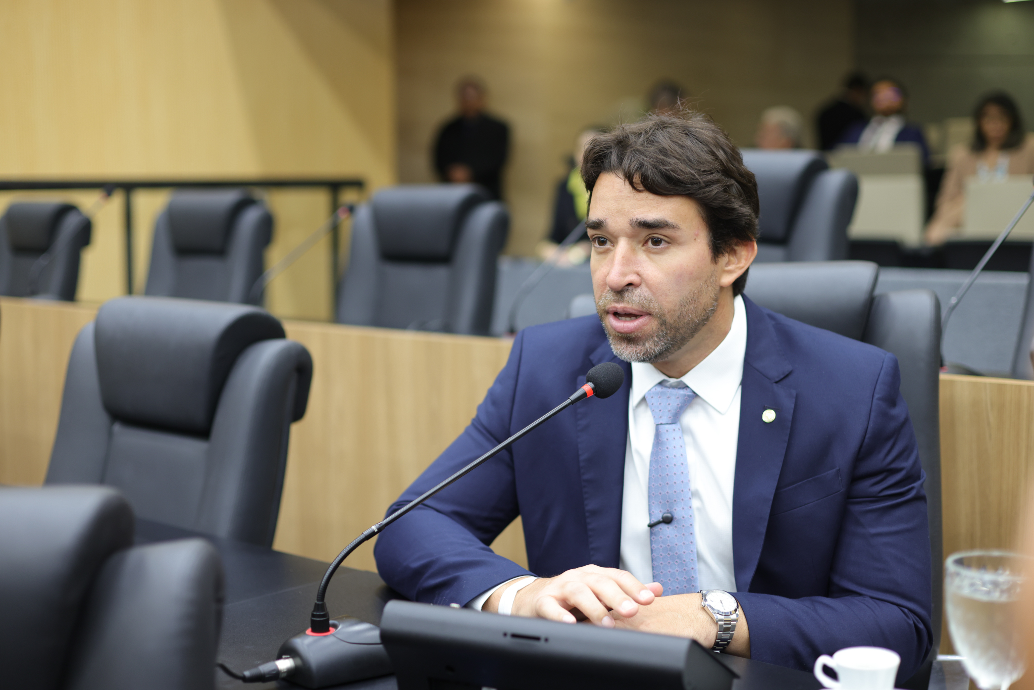 Deputado Marden Meneses destaca obras do governo em Valen&ccedil;a e diversos munic&iacute;pios do Piau&iacute;