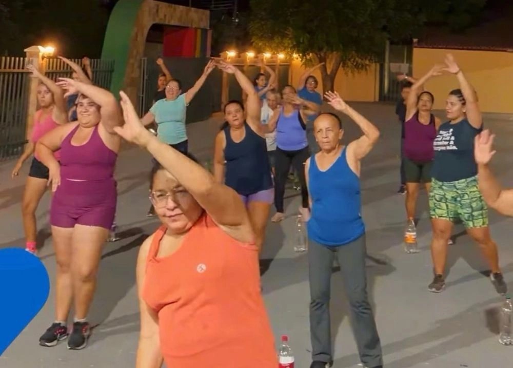 Pimenteiras promove atividade f&iacute;sica com aula de dan&ccedil;a e integra&ccedil;&atilde;o