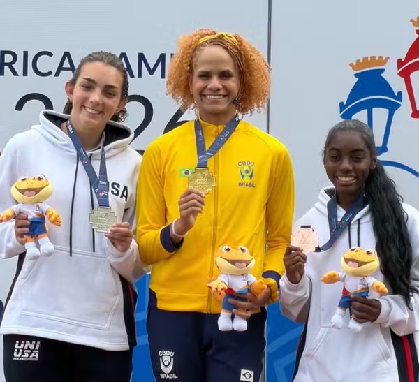 Letícia Lima leva ouro e bate recorde nos Jogos Universitários das Américas