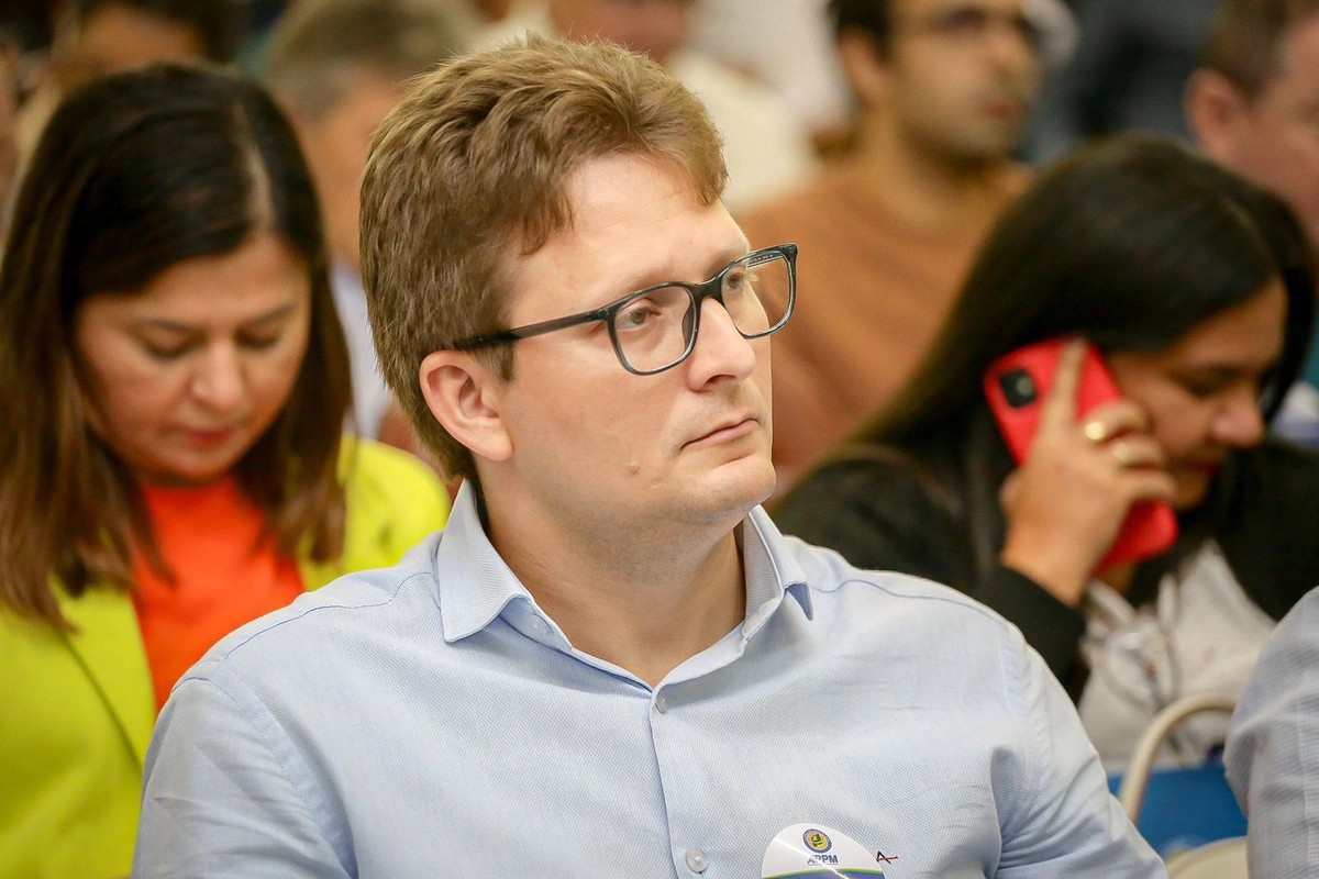 Minist&eacute;rio P&uacute;blico aju&iacute;za a&ccedil;&atilde;o contra ex-prefeito de Santa Cruz dos Milagres e pede indeniza&ccedil;&atilde;o de R$ 100 mil