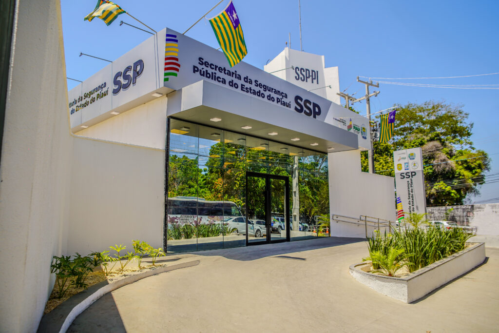 Opera&ccedil;&atilde;o policial de combate ao tr&aacute;fico de drogas &eacute; deflagrada em Teresina e Aroazes