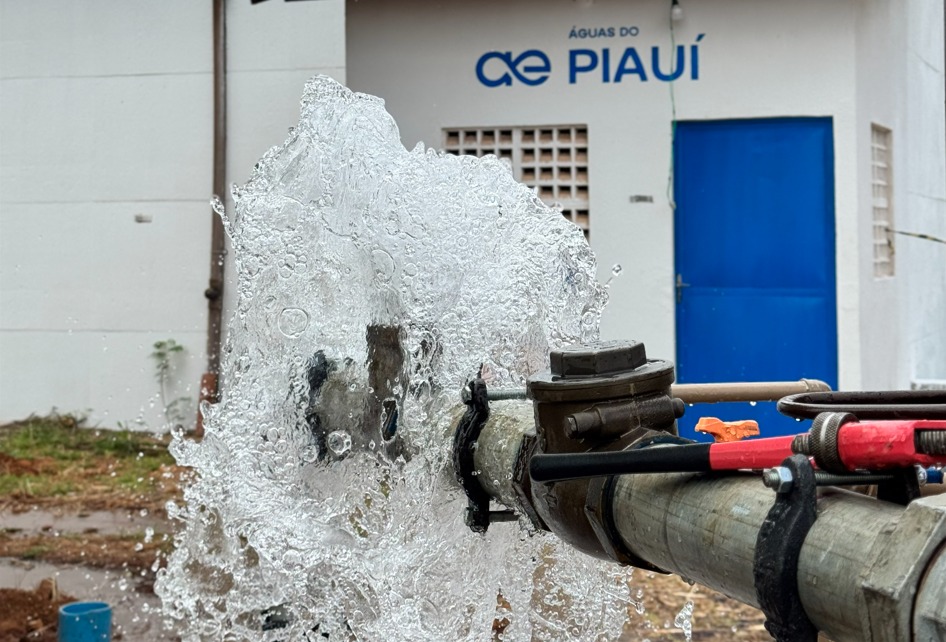 Manuten&ccedil;&atilde;o em po&ccedil;o refor&ccedil;a a&ccedil;&otilde;es de melhoria no abastecimento dos bairros Lavanderia e Morada Nova, em Valen&ccedil;a do Piau&iacute;