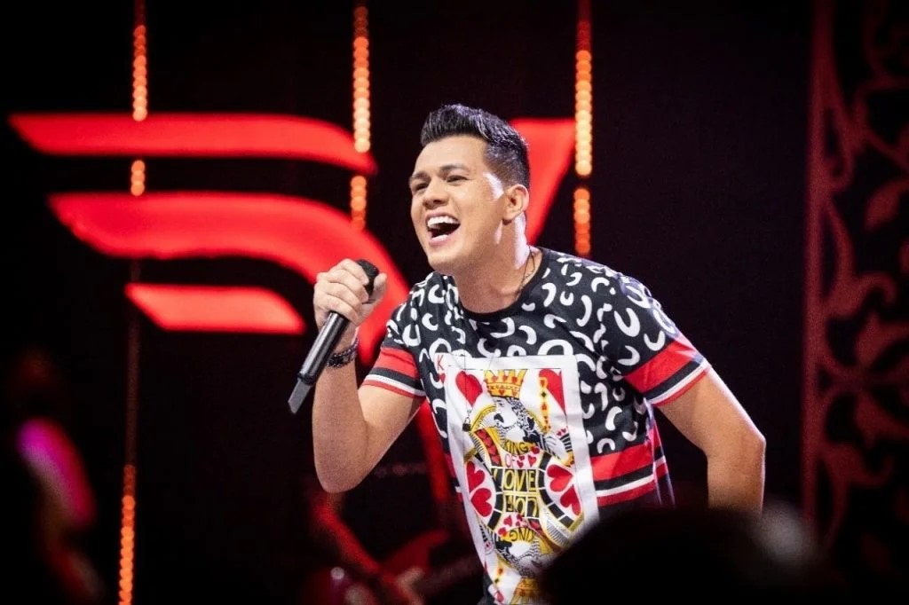 Vitor Fernandes &eacute; destaque na programa&ccedil;&atilde;o da Cavalgada da Furta 2026 em Ipiranga do Piau&iacute;